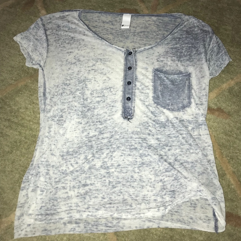 Light navy blue t-shirt
